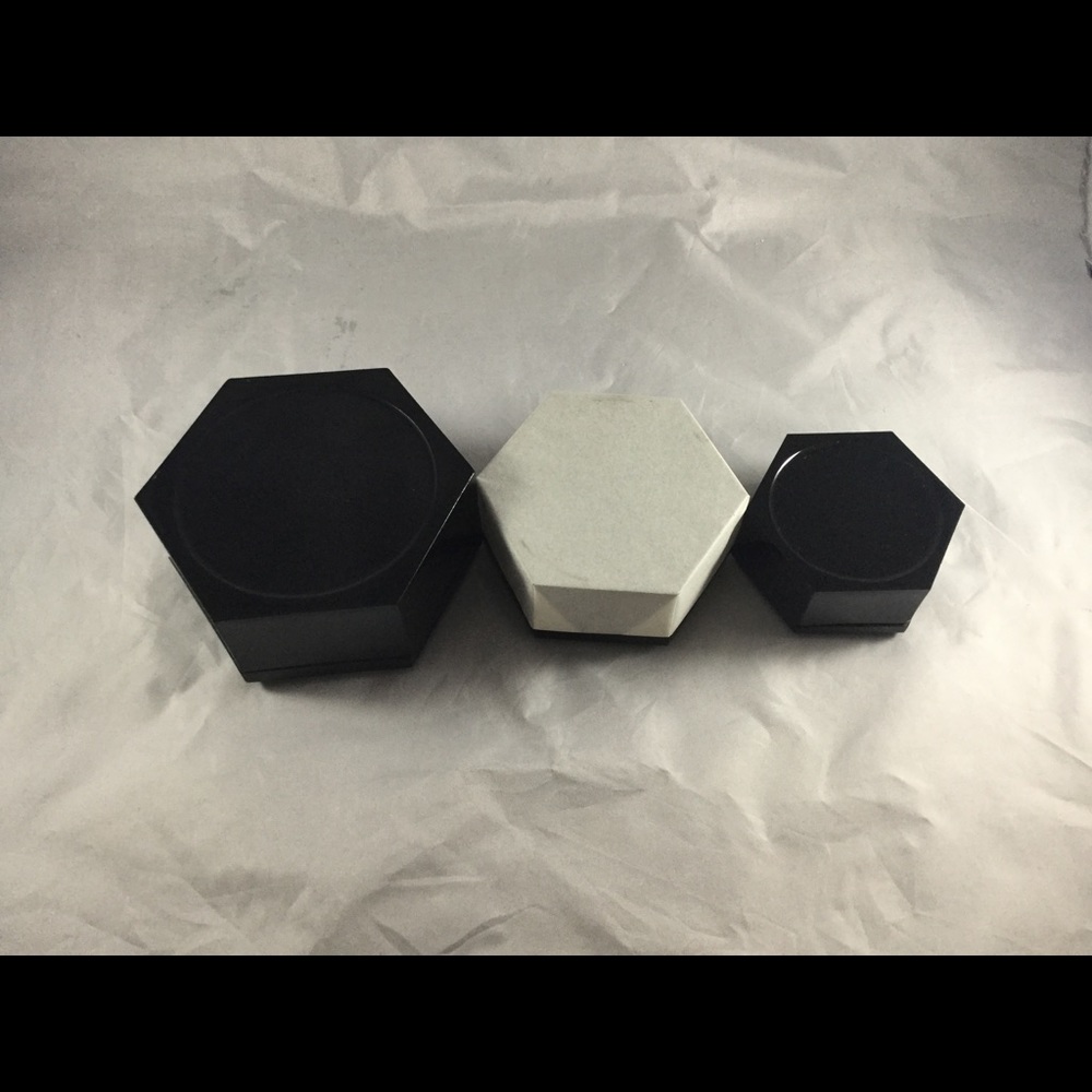 Vintage Chinese Nesting Boxes - Picture 3 of 5